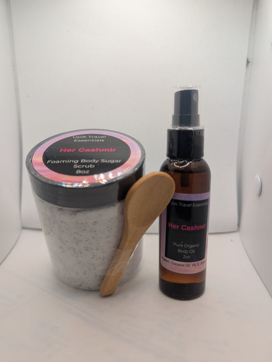 Her Cashmir scrub & travel oil